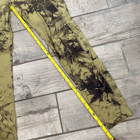 SOLD | Cactus Green Alphalete Alphalux Force Leggings - Picture 6 of 11
